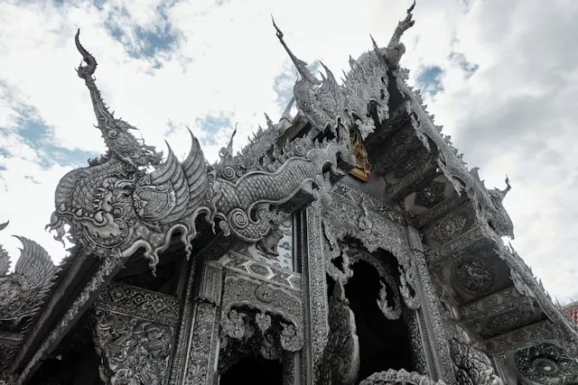 Wat Sri Suphan Templo de Plata