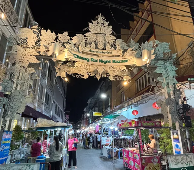 Mercado Nocturno Chiang Rai
