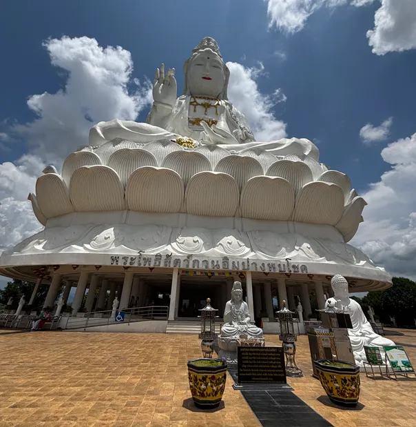 Wat Huay Pla Kung Chiang Rai