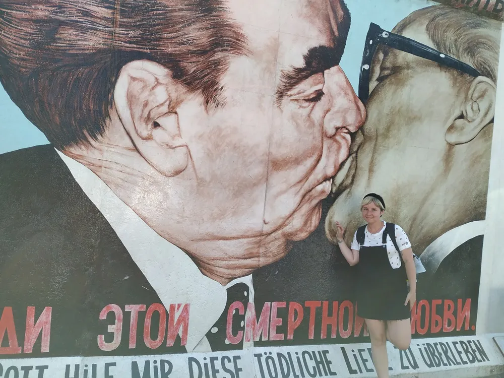 Mural El beso fraternalista Socialista en East Side Gallery