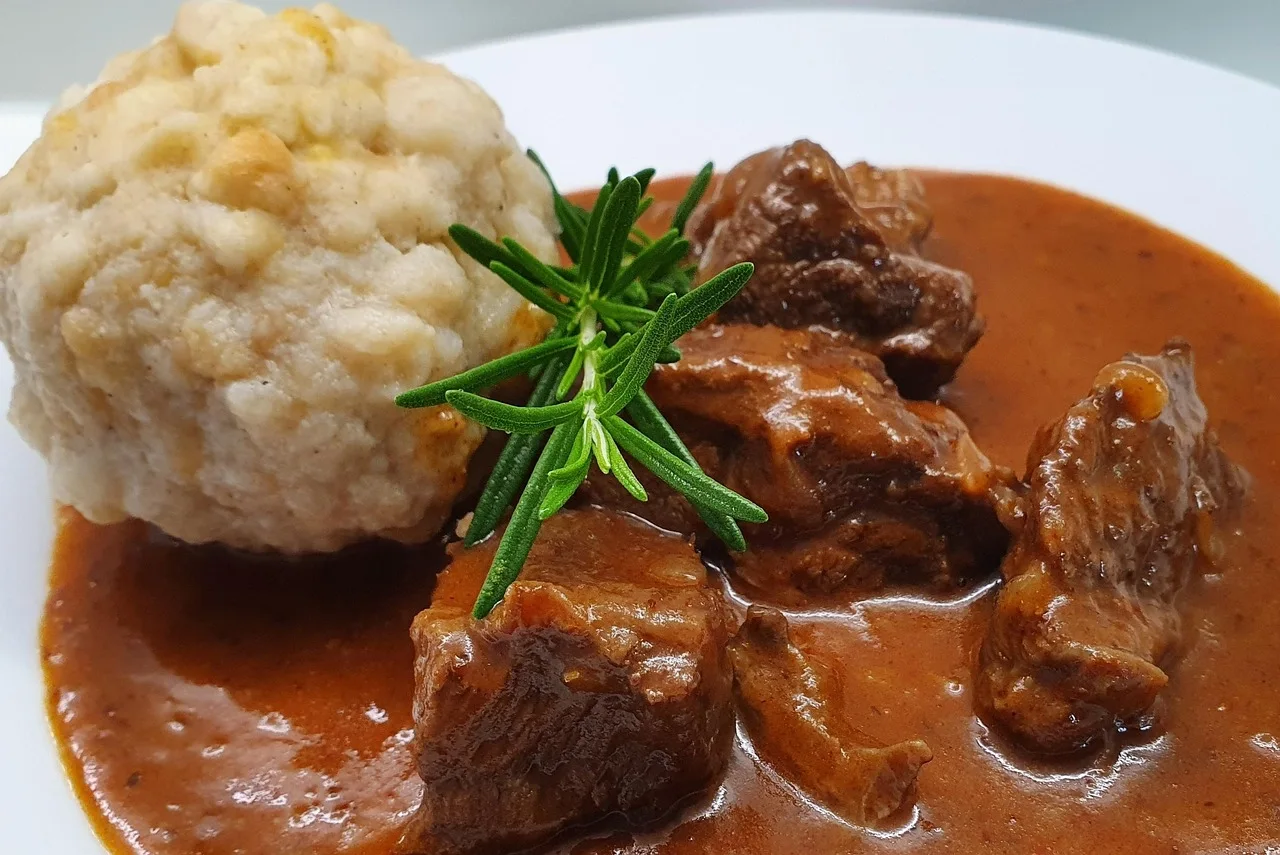 Wiener Gulasch