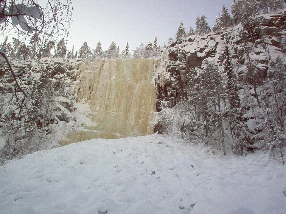 Cascadas congeladas en Korouoma