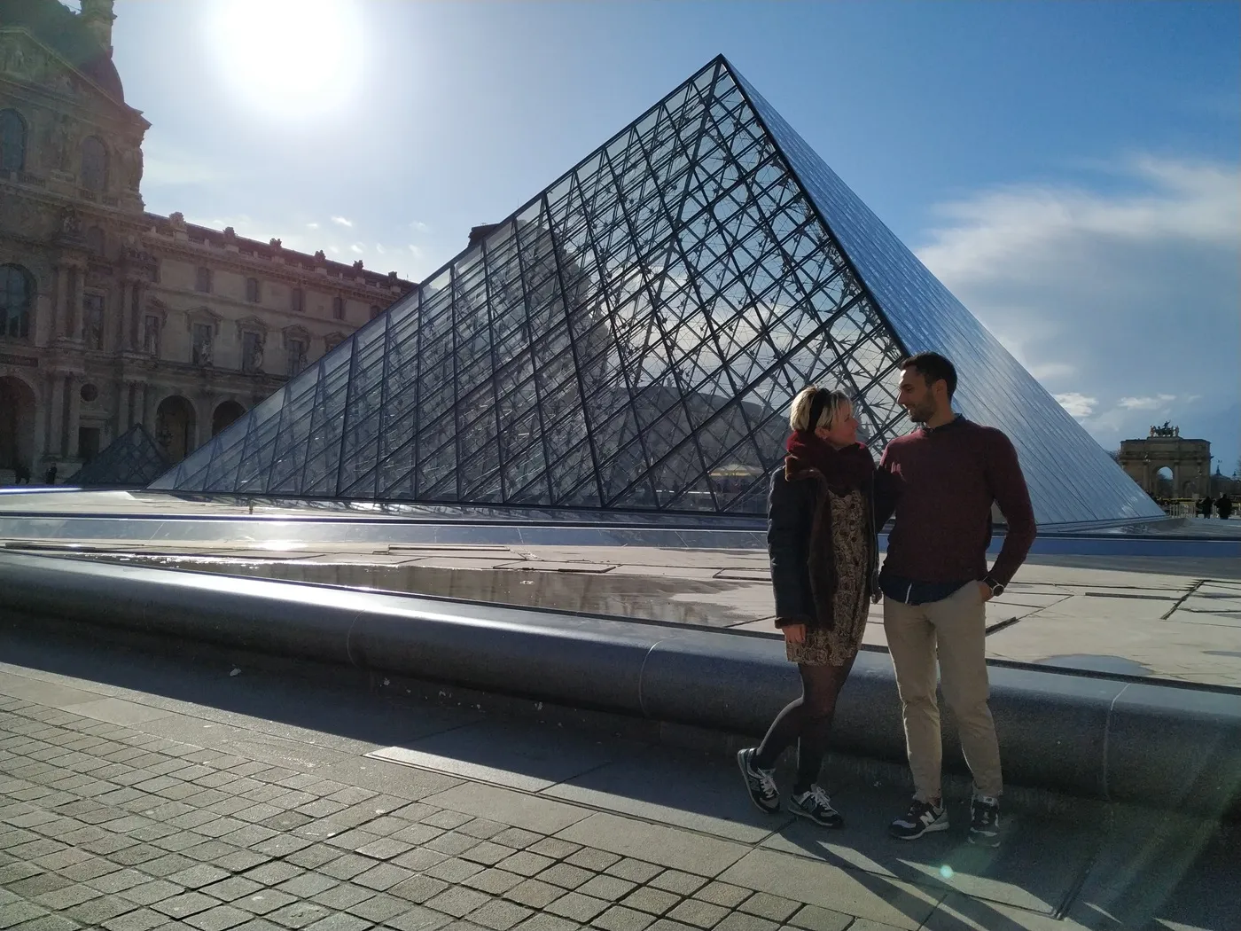 Pirámide de Museo del Louvre