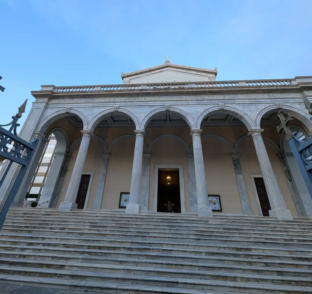 Basílica de San Dionisio en Atenas