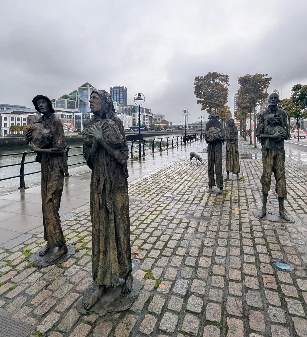 Famine Statues en Dublín