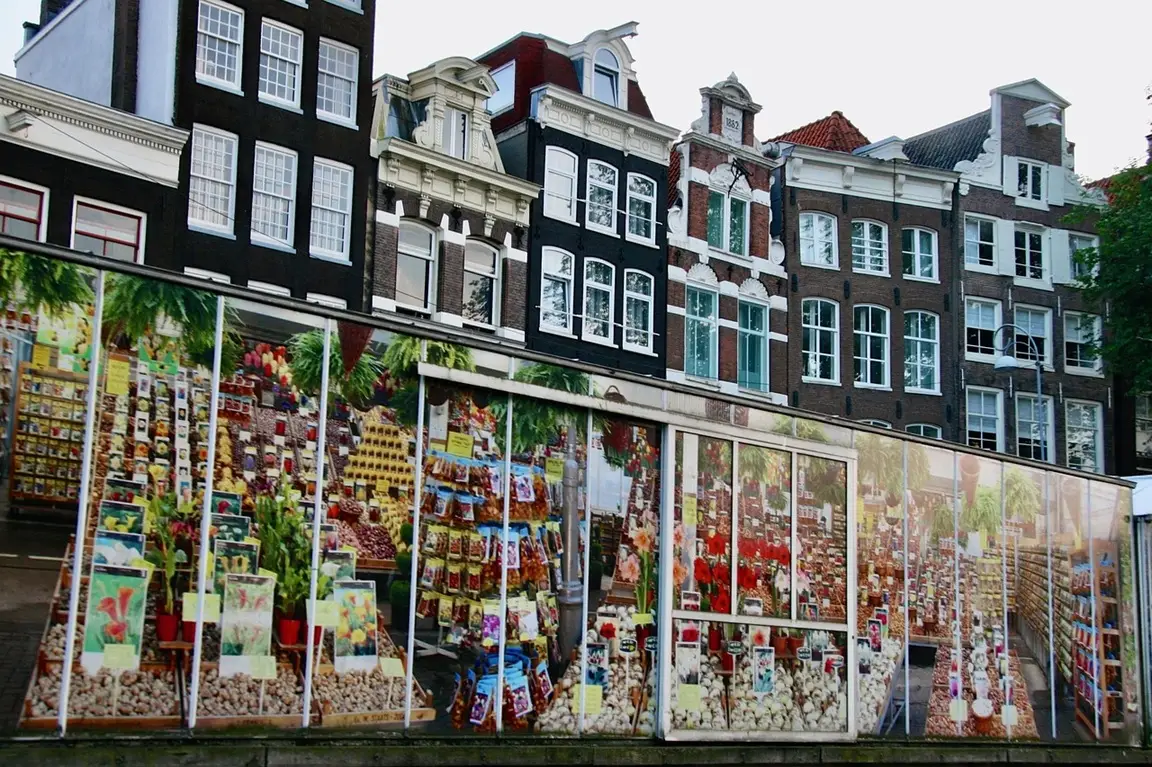 Mercado de las Flores en Ámsterdam