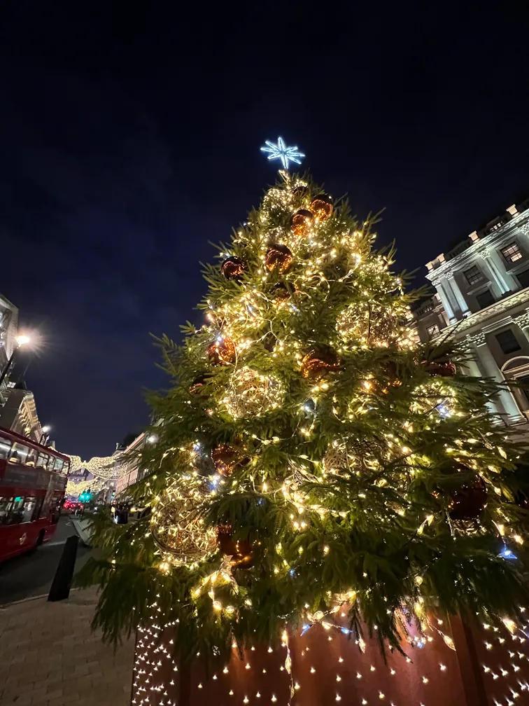 Árbol de Navidad en Regent Street, Londres